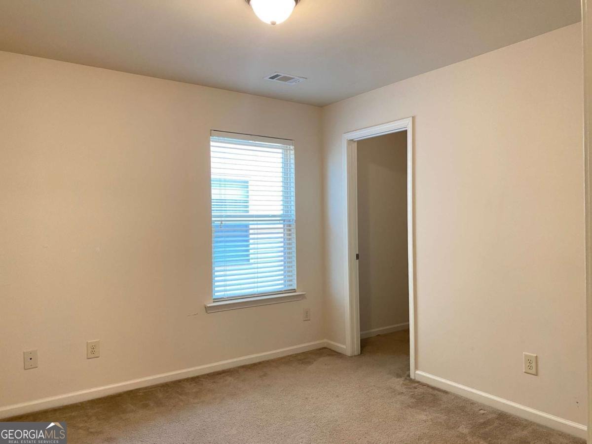 3131 WILDBERRY RUN Lane Snellville - 36