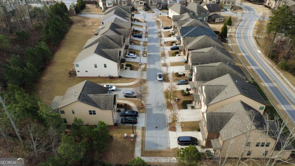 3131 WILDBERRY RUN Lane Snellville - 63