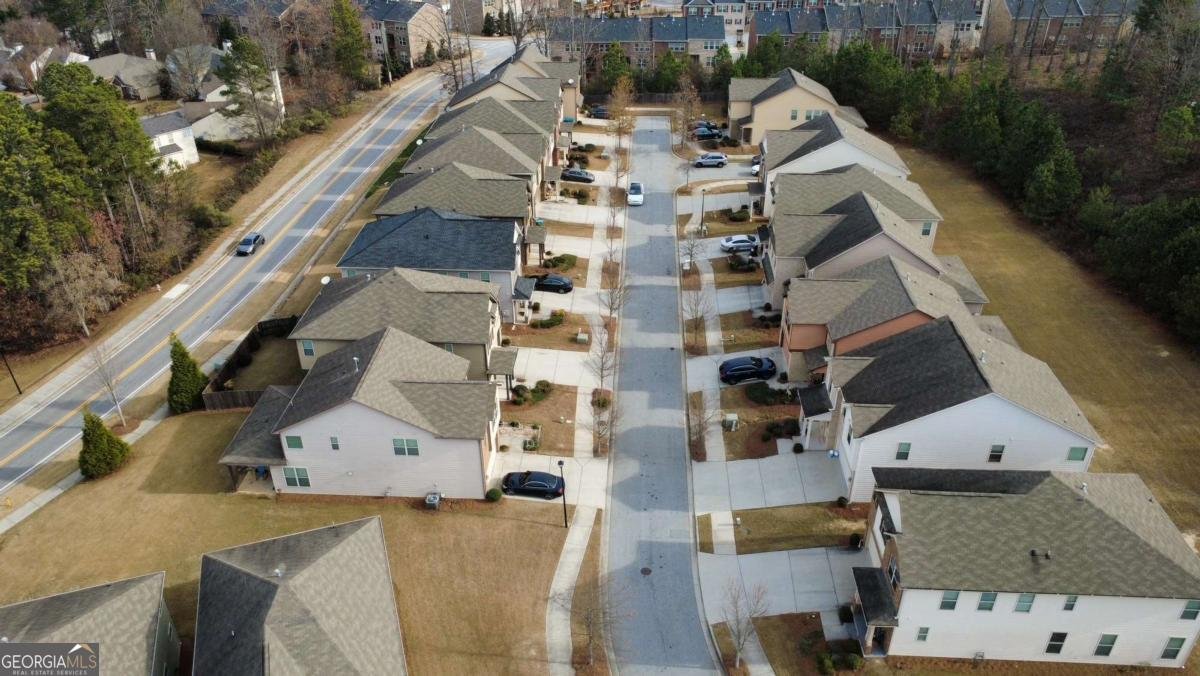 3131 WILDBERRY RUN Lane Snellville - 64