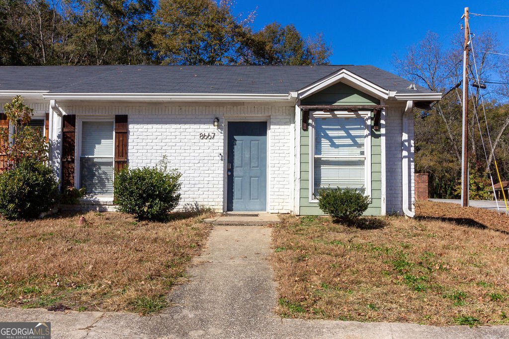 8667 Ashley Way Douglasville - main photo