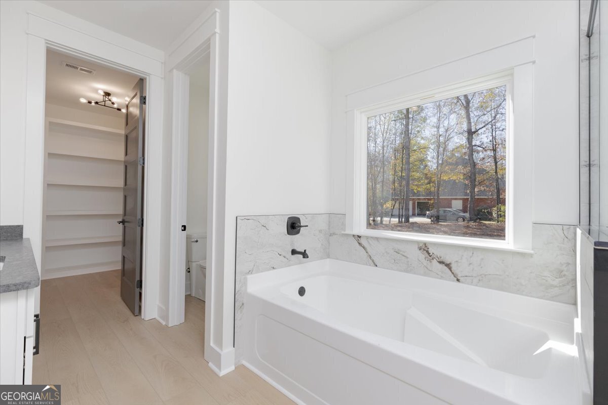 6975 Columbus Road Lizella - 49