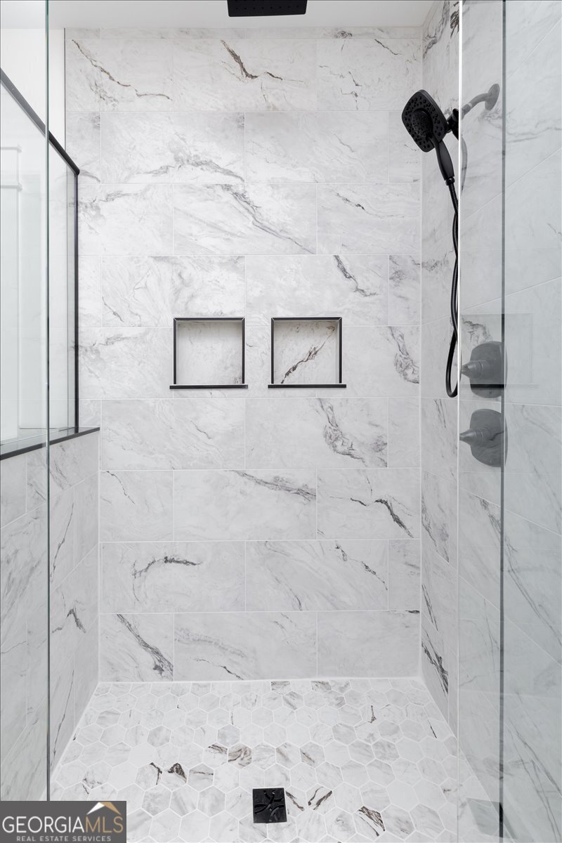 6975 Columbus Road Lizella - 51