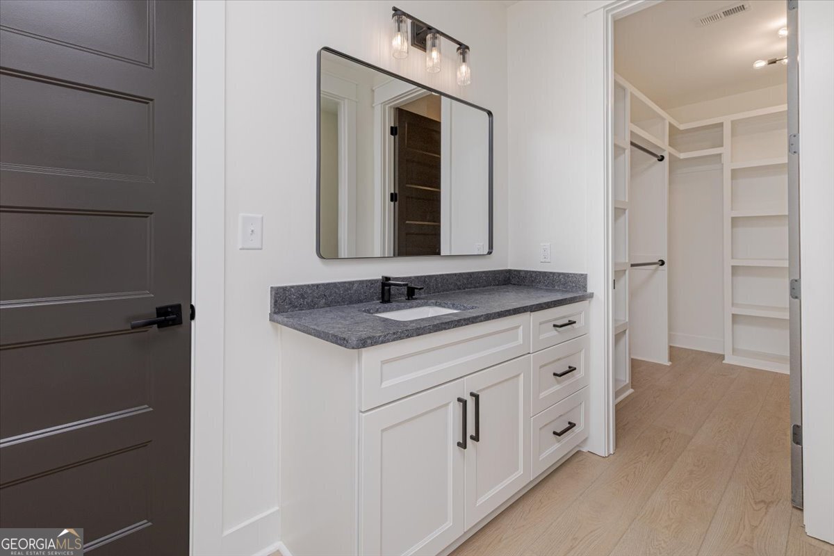 6975 Columbus Road Lizella - 57