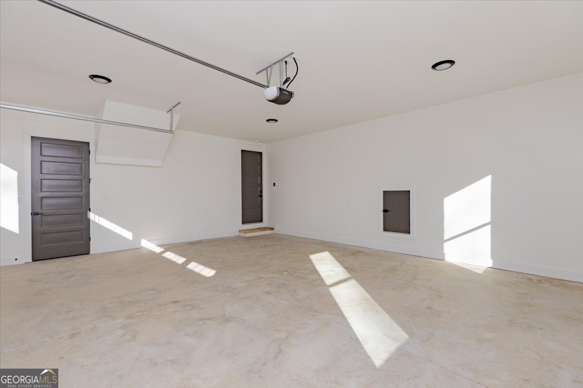 6975 Columbus Road Lizella - 85