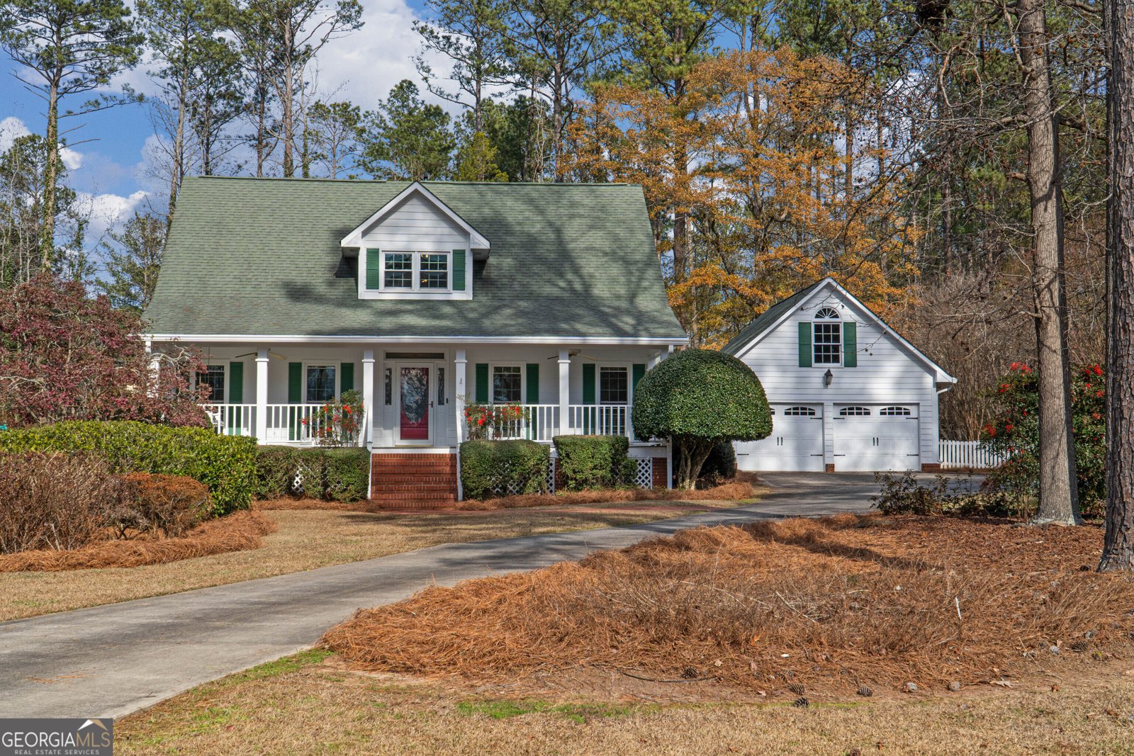 1105 Wedgewood Drive Fayetteville - main photo