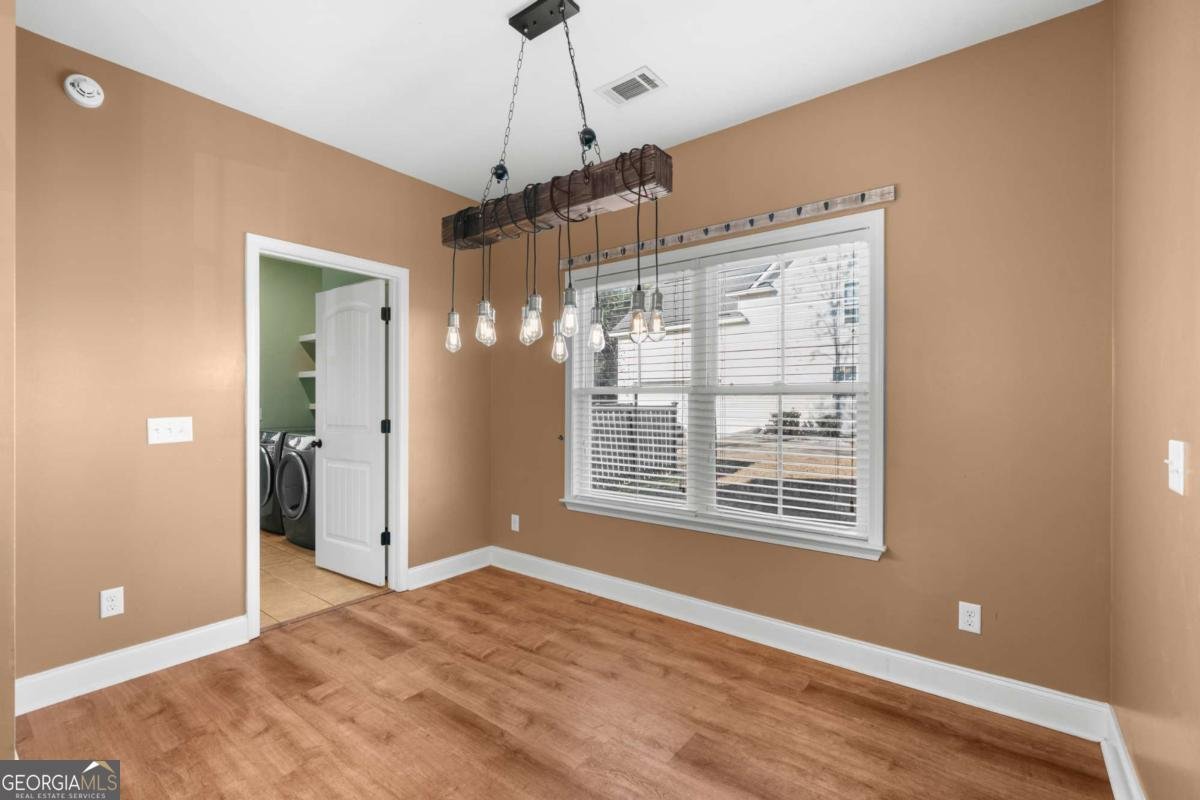 110 Sunbury Drive Richmond Hill - 10