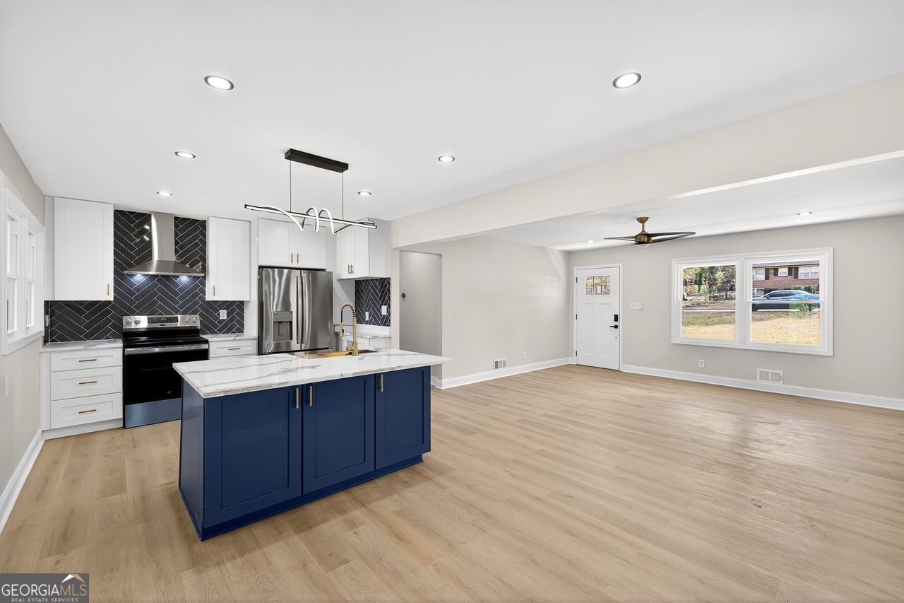 5666 WOODLAND Douglasville - 10