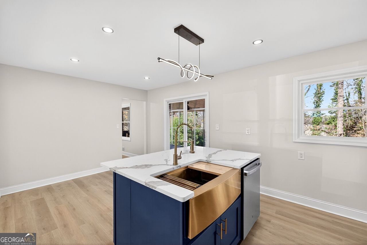 5666 WOODLAND Douglasville - 8