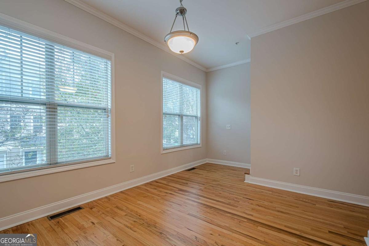 1949 Sterling Oaks Circle Atlanta - 10