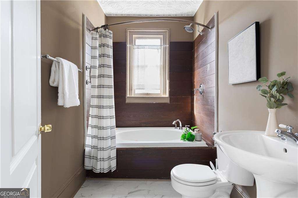 679 Lawton Street Atlanta - 29