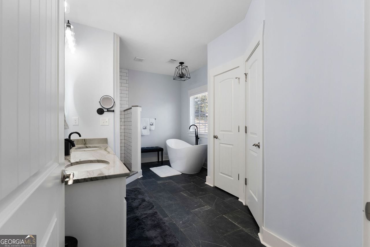 547 CENTER Cartersville - 15