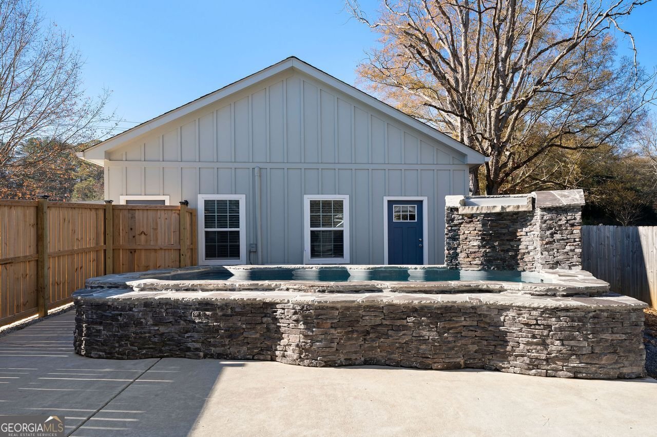 547 CENTER Cartersville - 54