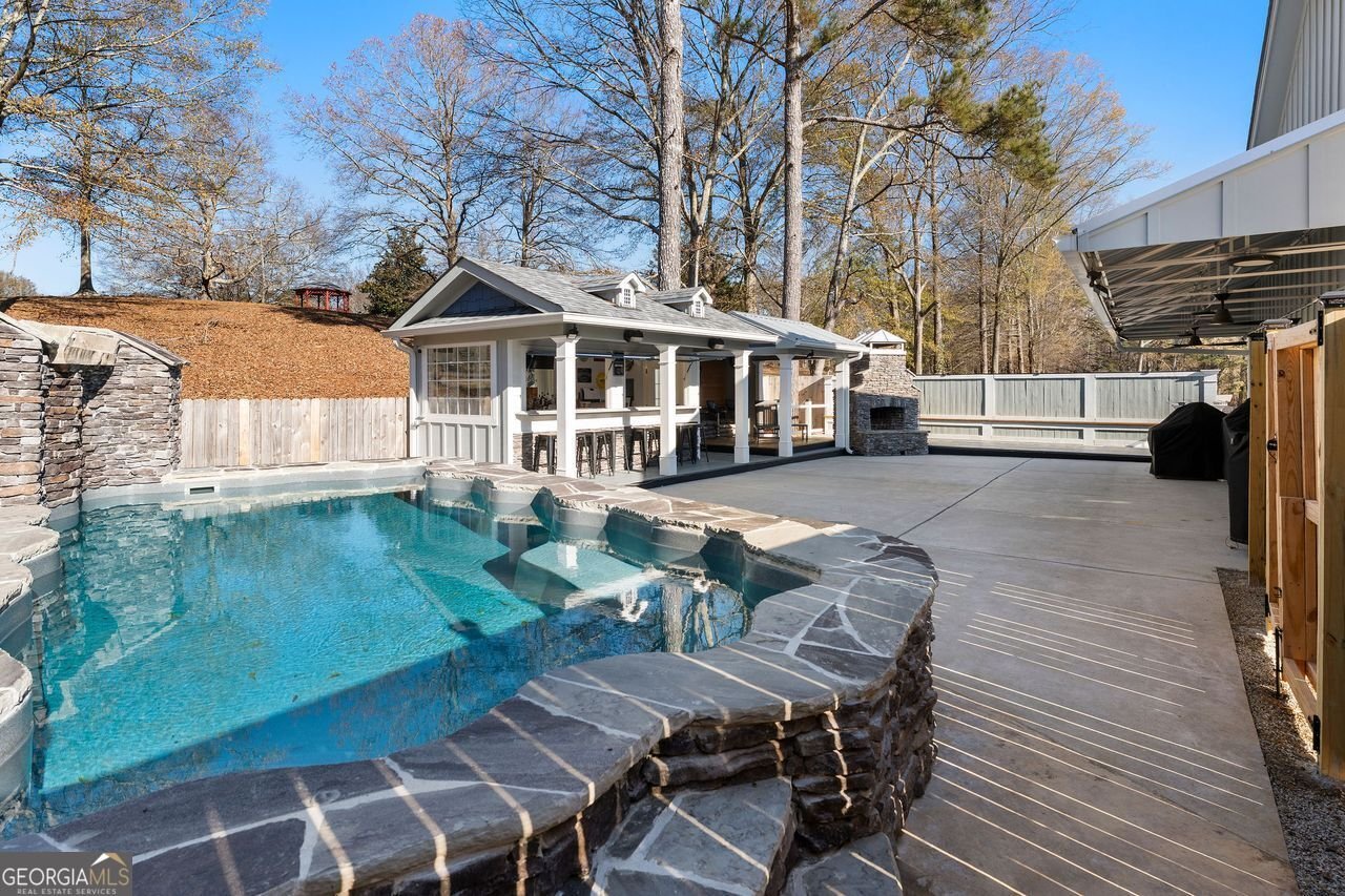 547 CENTER Cartersville - 59