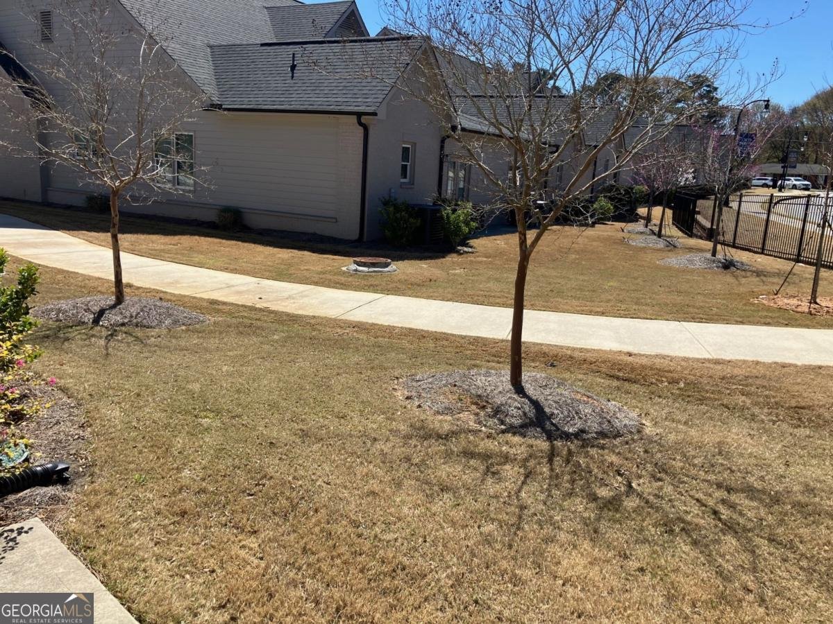 5099 Noble Village Way Lilburn - 5