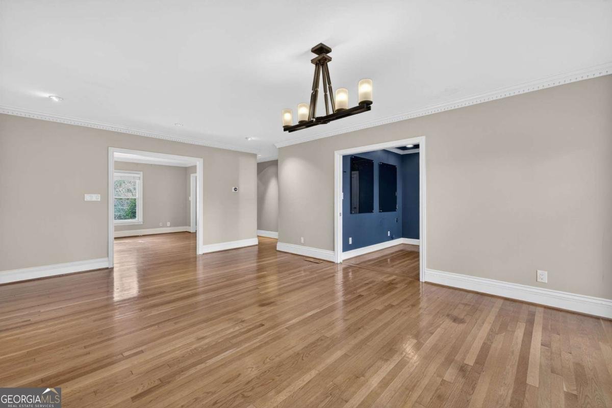 1040 Lindridge Drive Atlanta - 10