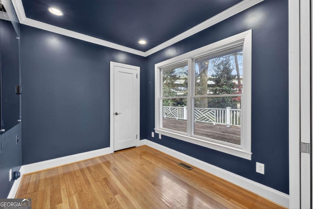 1040 Lindridge Drive Atlanta - 11