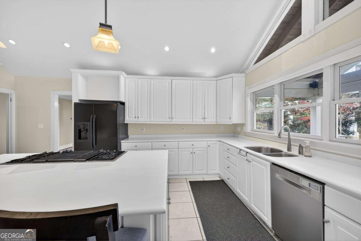 1040 Lindridge Drive Atlanta - 13