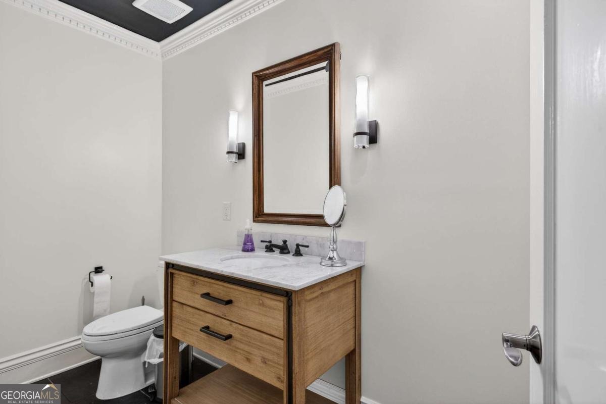 1040 Lindridge Drive Atlanta - 17