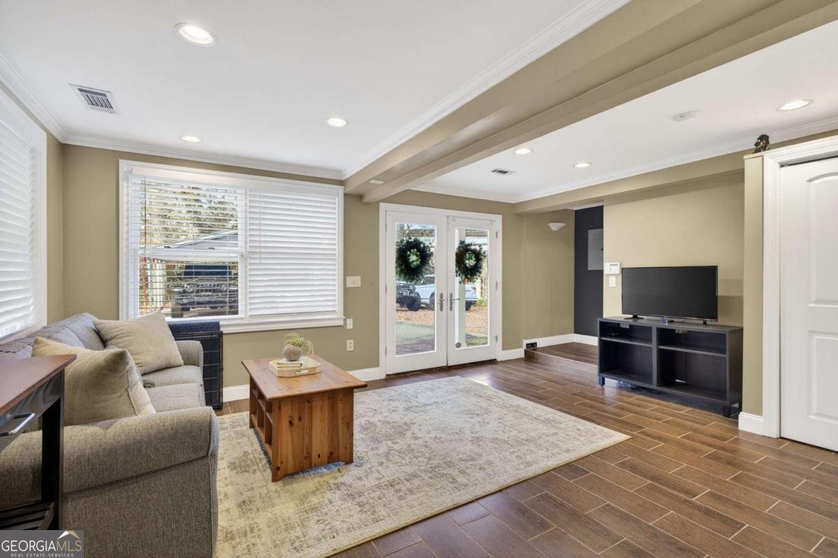 1040 Lindridge Drive Atlanta - 22