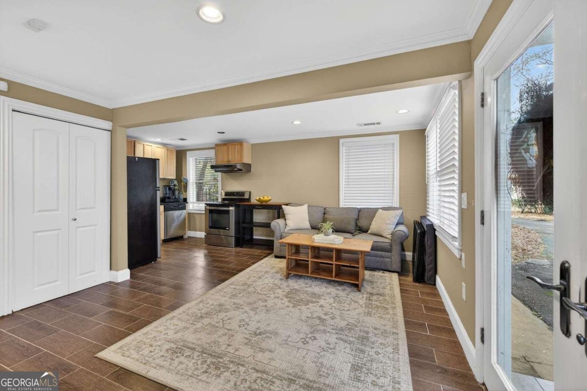 1040 Lindridge Drive Atlanta - 26