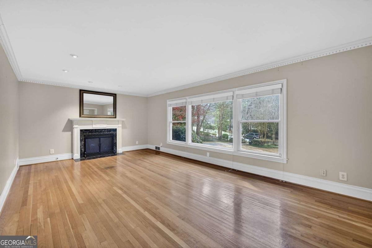 1040 Lindridge Drive Atlanta - 7