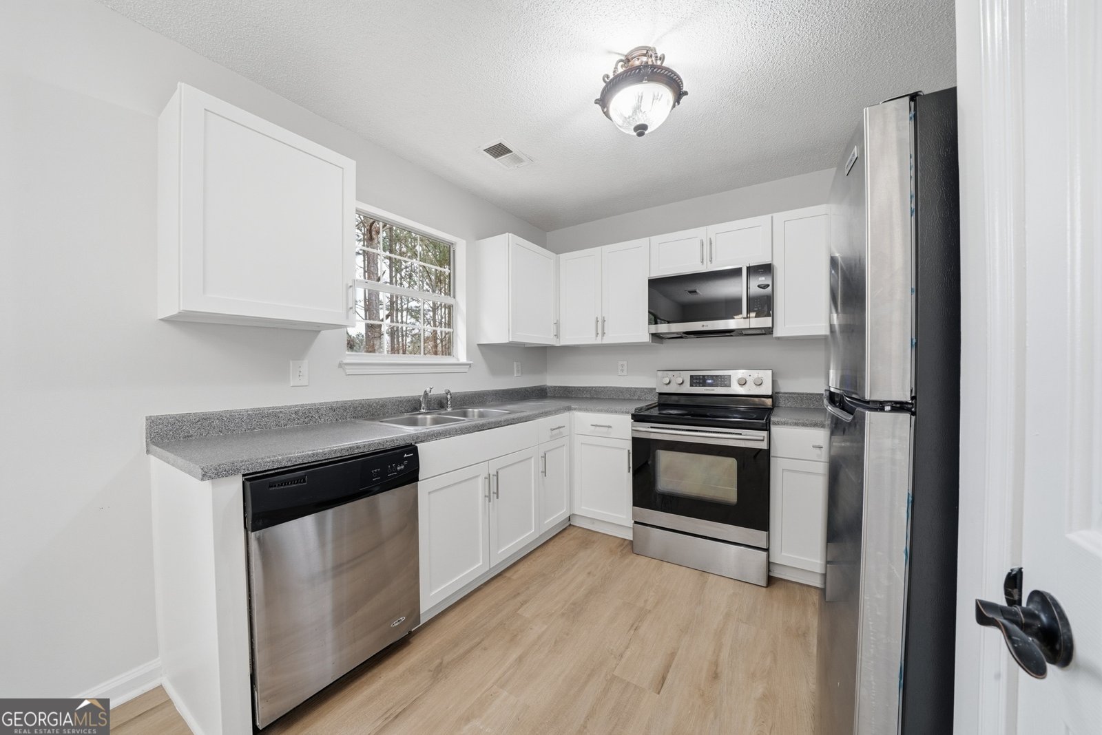 3754 Salem Meadows Drive Stonecrest - Photo 6