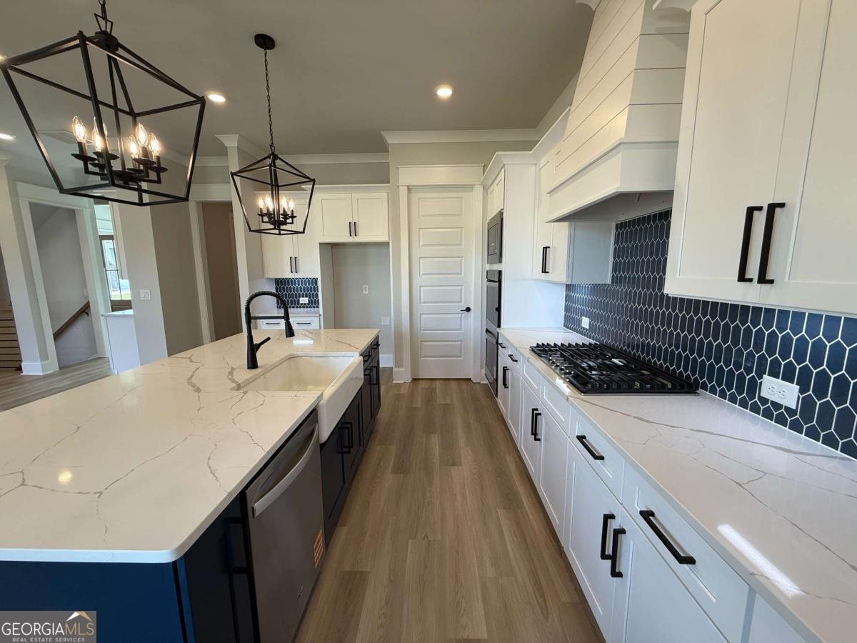 5613 Meadow View Drive Jefferson - 23