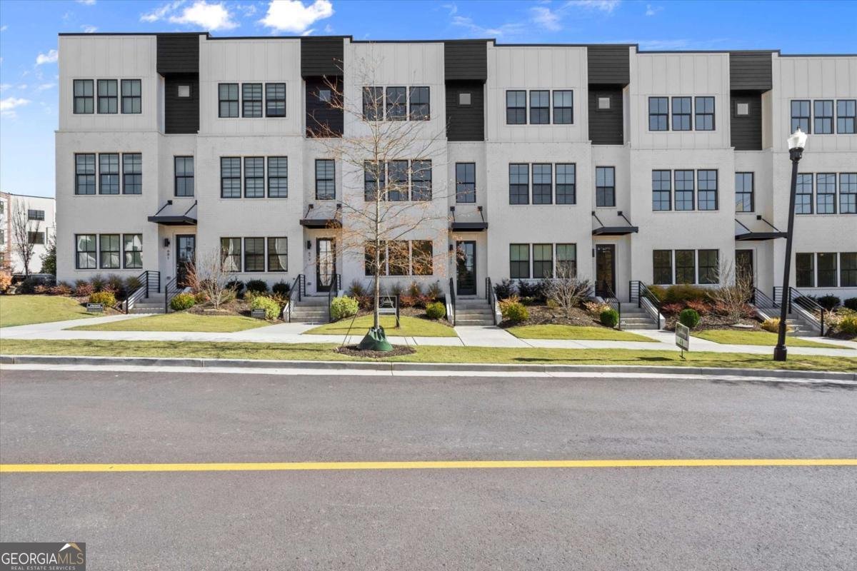 677 Soul Alley Alpharetta - main photo