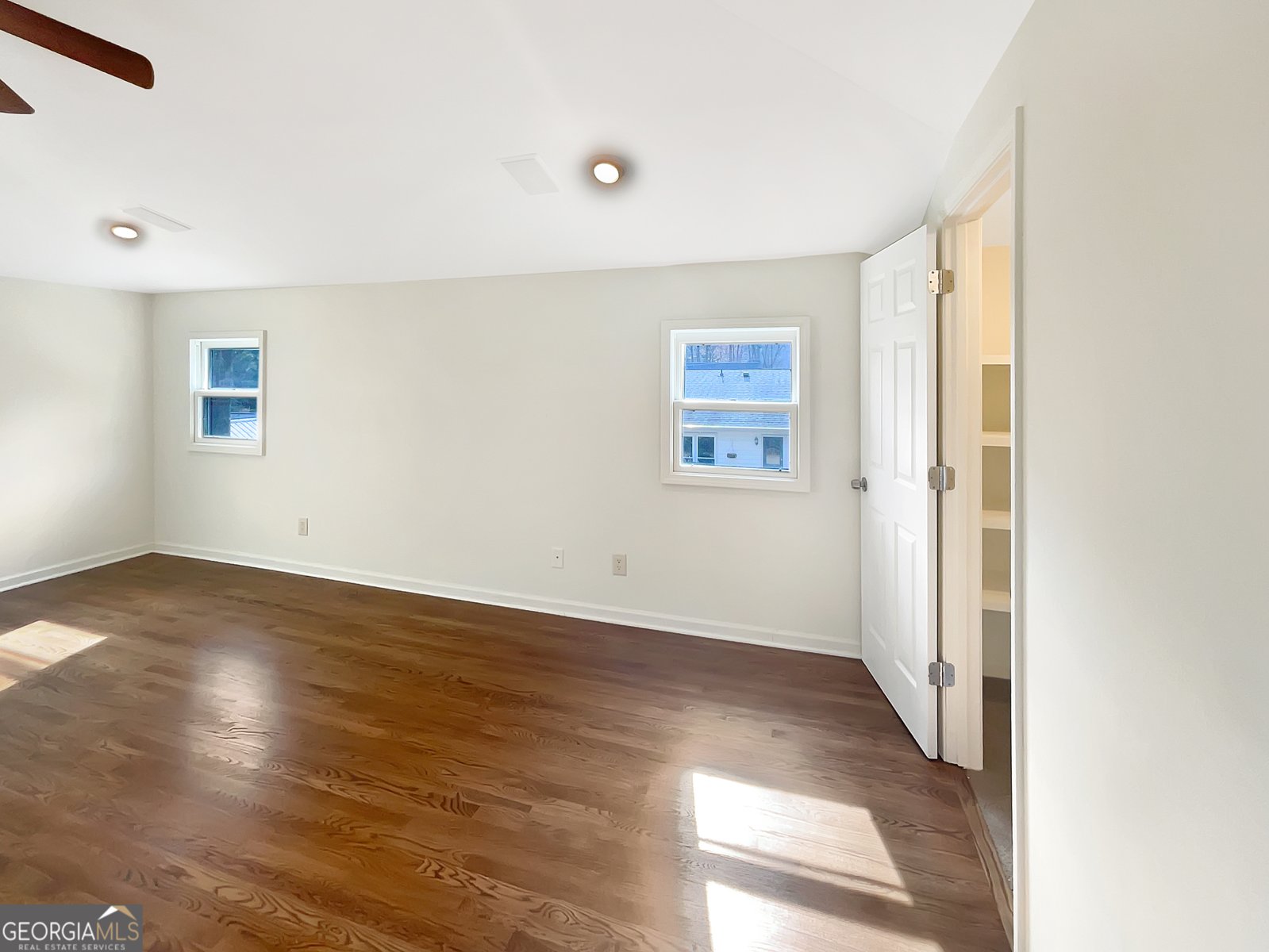 7040 Northgreen Drive Atlanta - 24