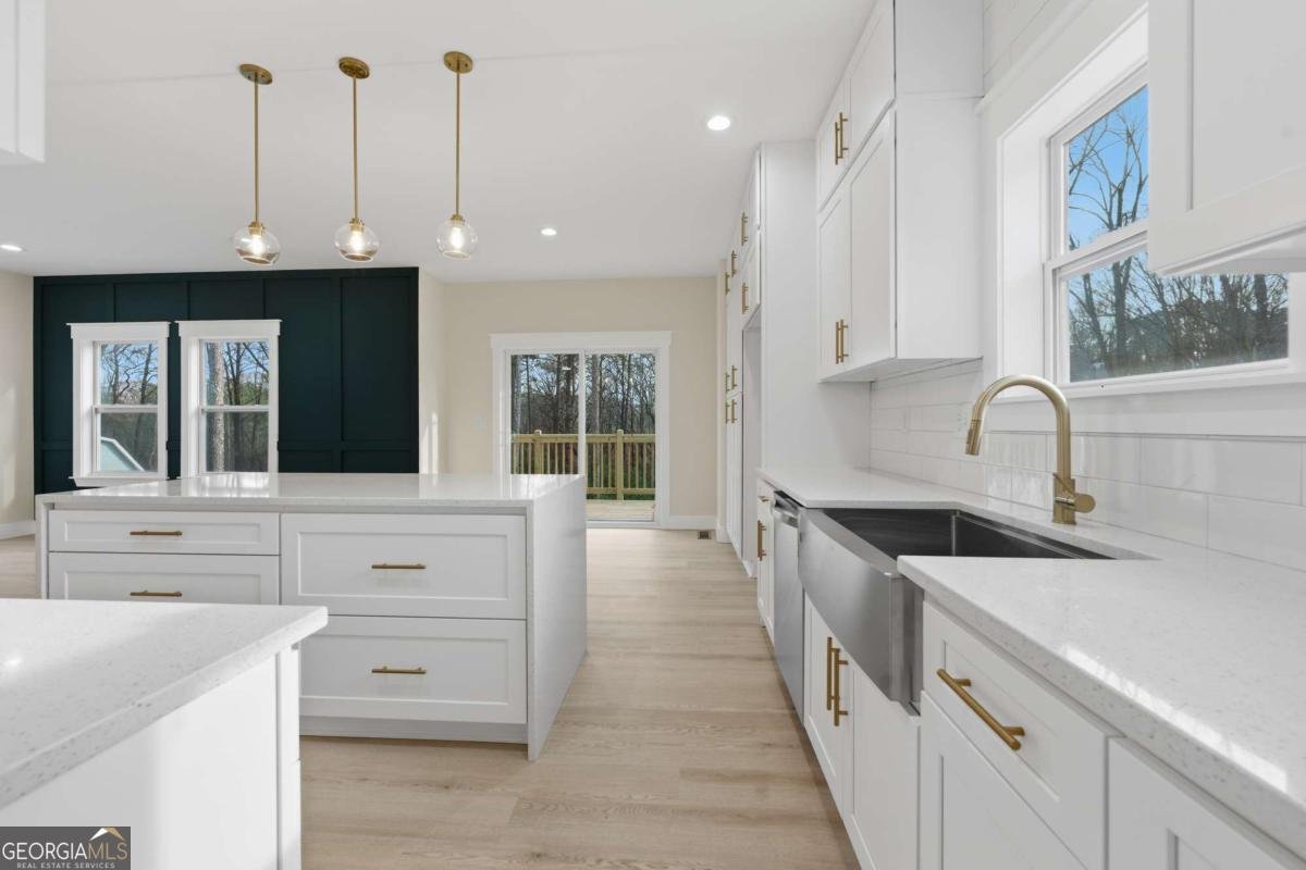 320 Hunnicutt Road Mableton - 4