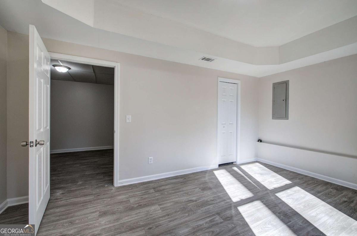 143 Delane Drive Dallas - 33