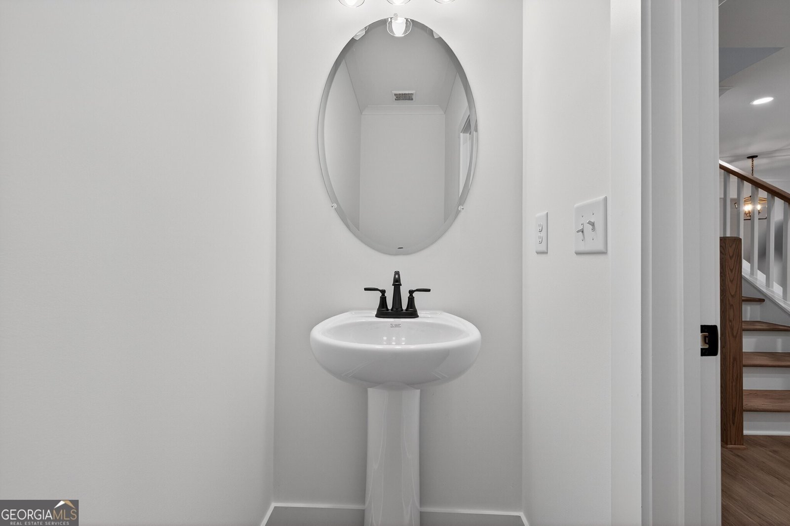 1351 Ashland Drive Statham - Photo 8