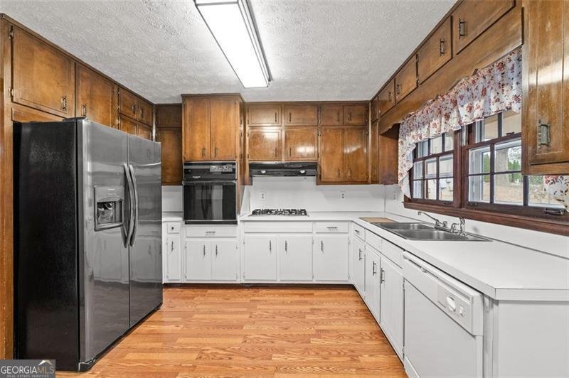 4578 CRAGHILL Circle Stone Mountain - Photo 18