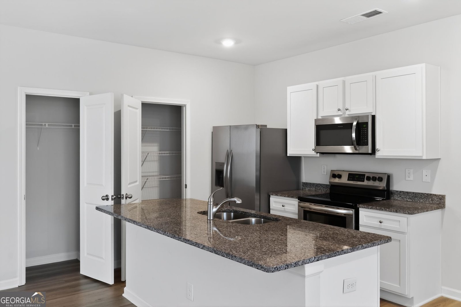 110 Village Green Drive Adairsville - 14