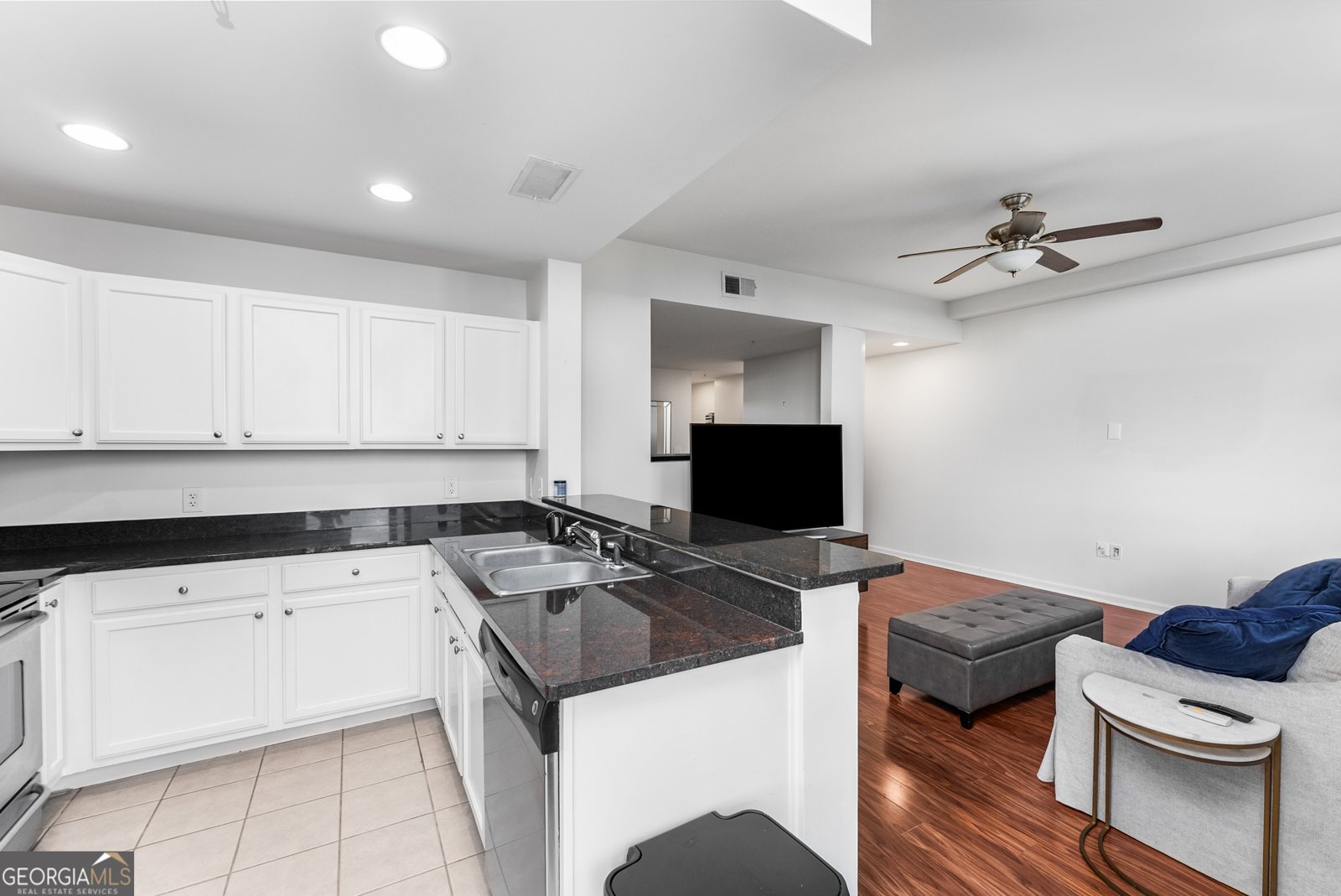 3040 Peachtree Road Atlanta - 7