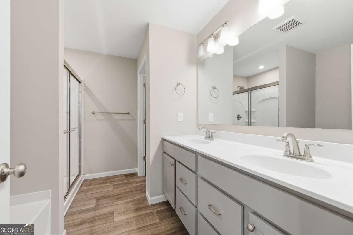 556 Crystal Lake Parkway Hoschton - 22