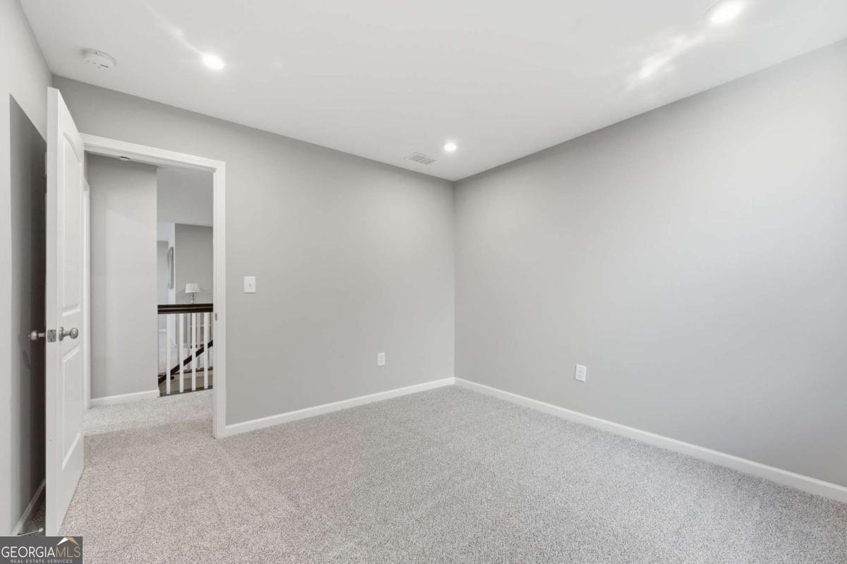 556 Crystal Lake Parkway Hoschton - 28