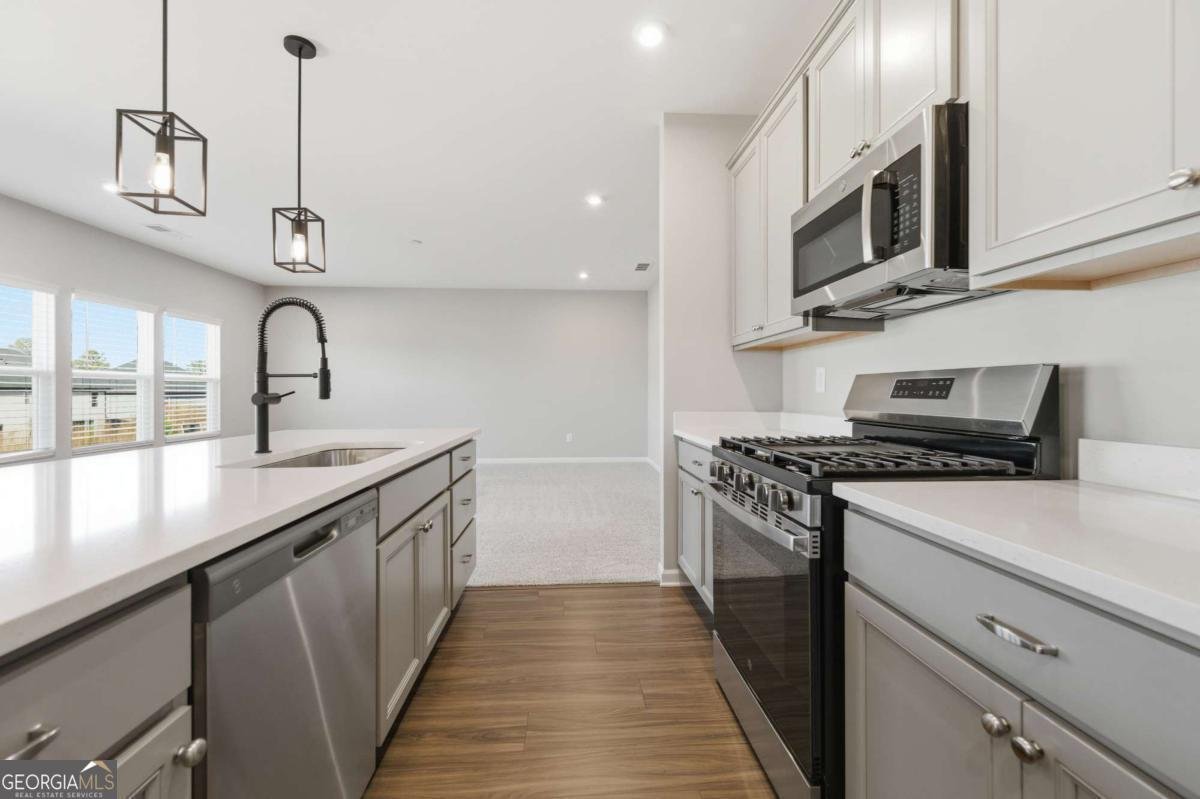 556 Crystal Lake Parkway Hoschton - 3