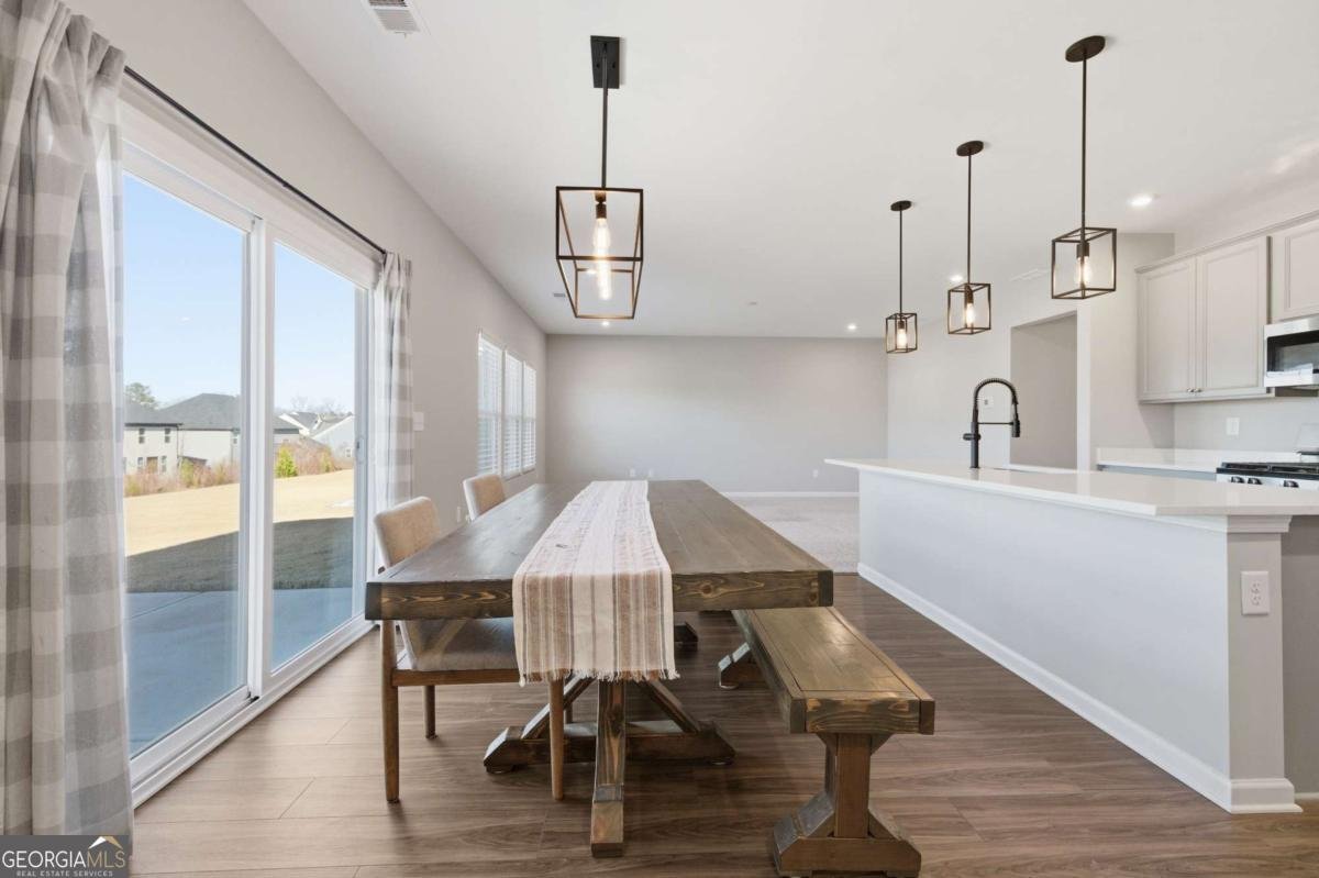 556 Crystal Lake Parkway Hoschton - 5