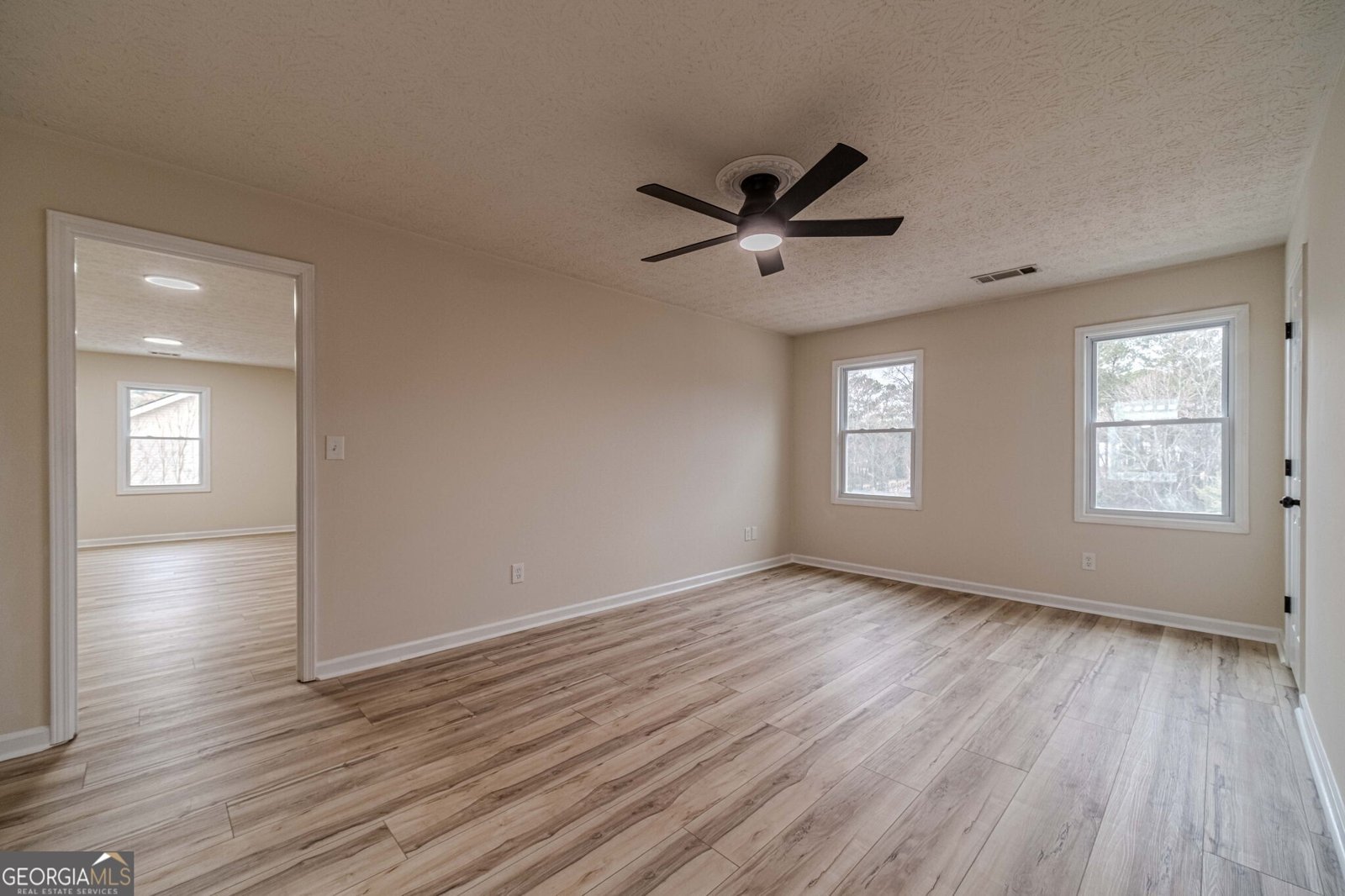 380 Cardigan Circle Lilburn - 28