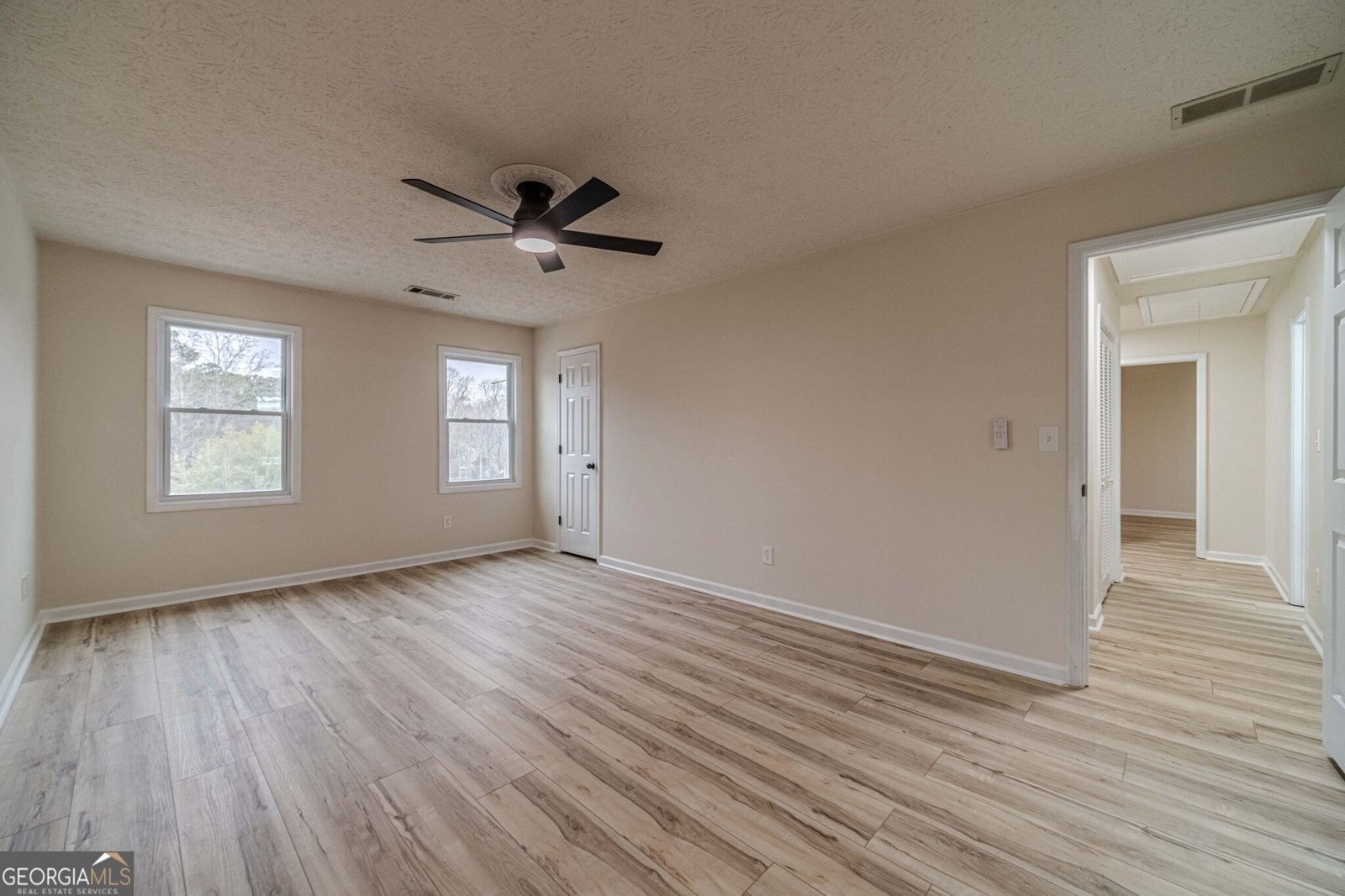 380 Cardigan Circle Lilburn - 29