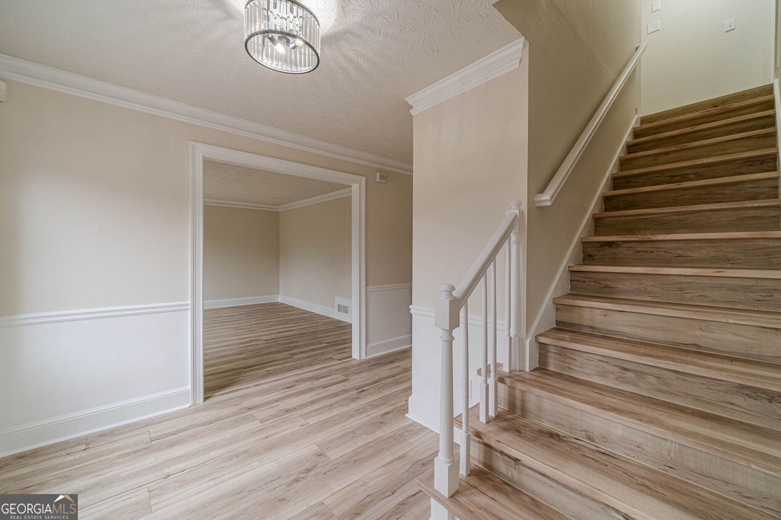 380 Cardigan Circle Lilburn - 6