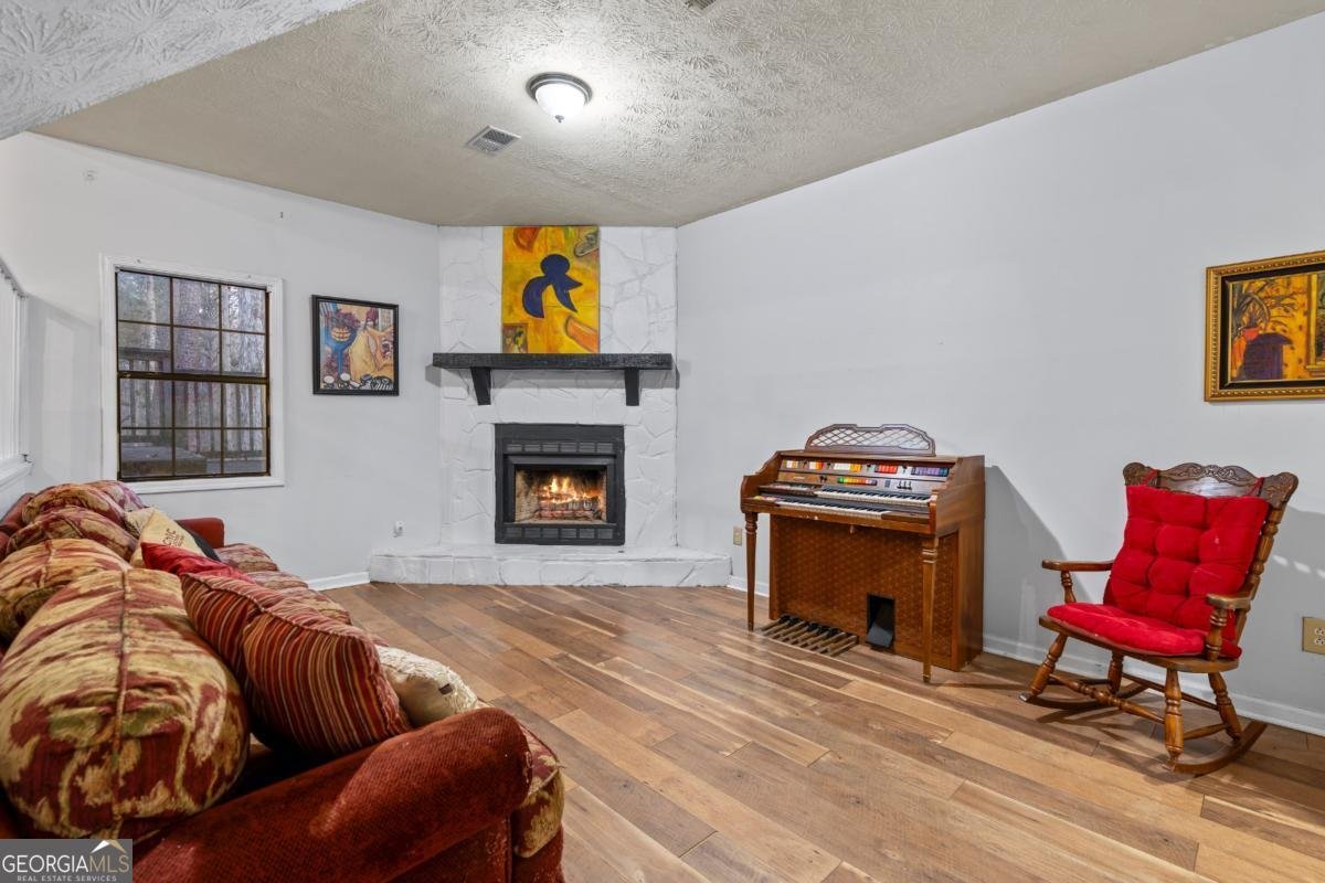 2220 Davis Oaks Court Stone Mountain - 12