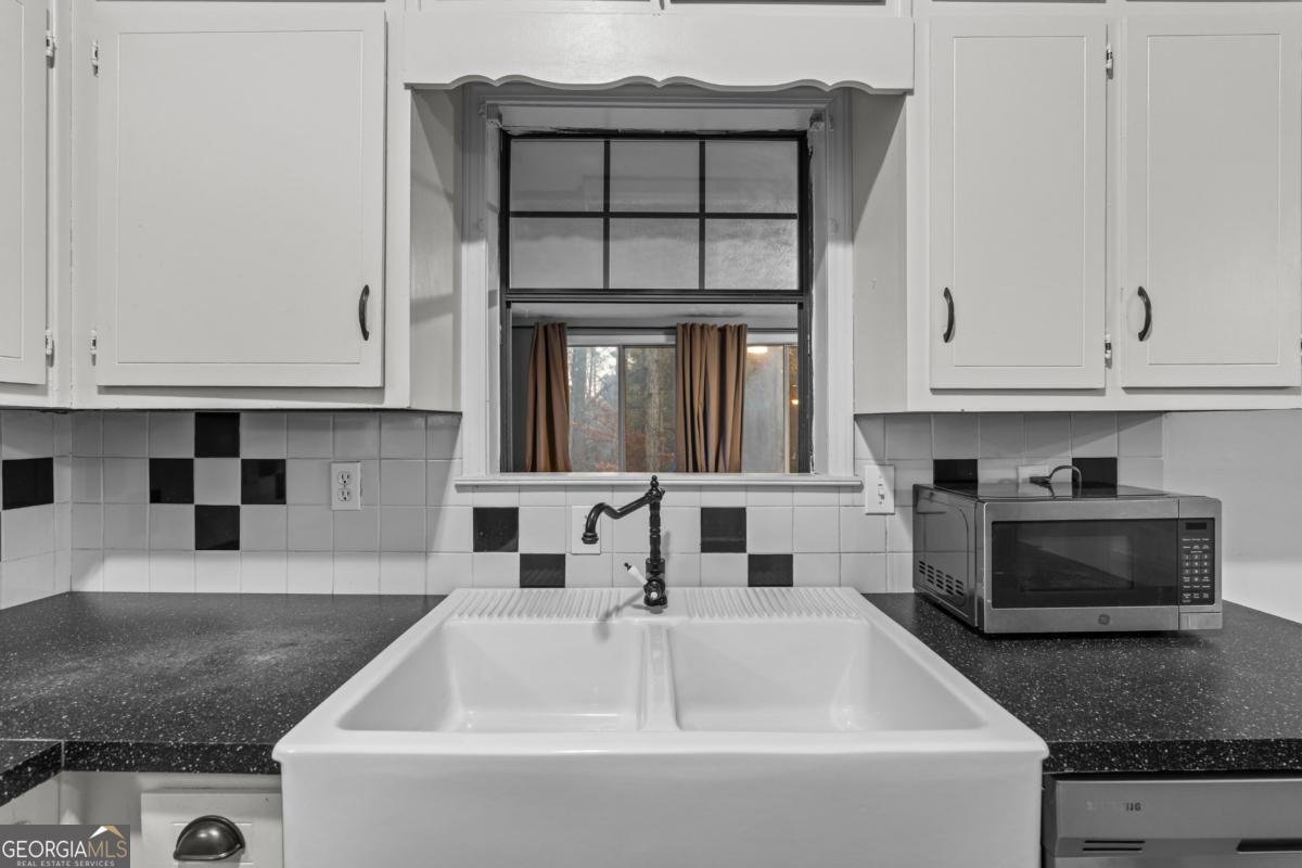 2220 Davis Oaks Court Stone Mountain - 8