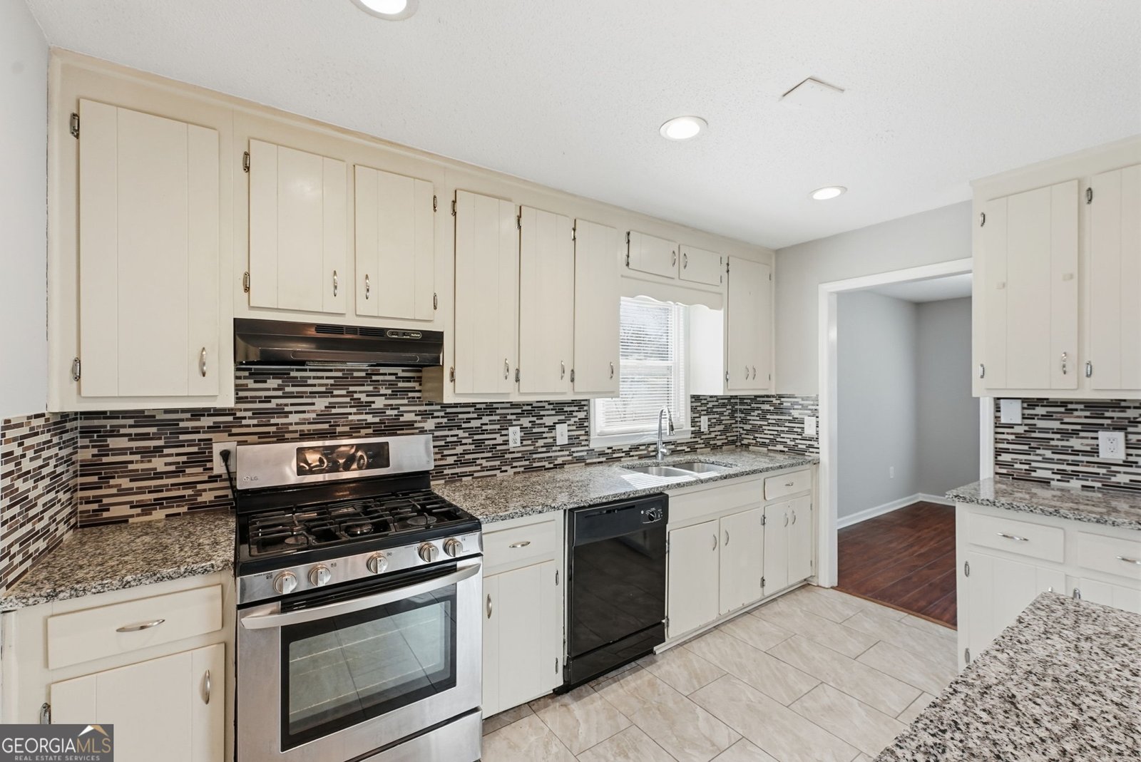 2328 Horseshoe Bend Road Marietta - 16