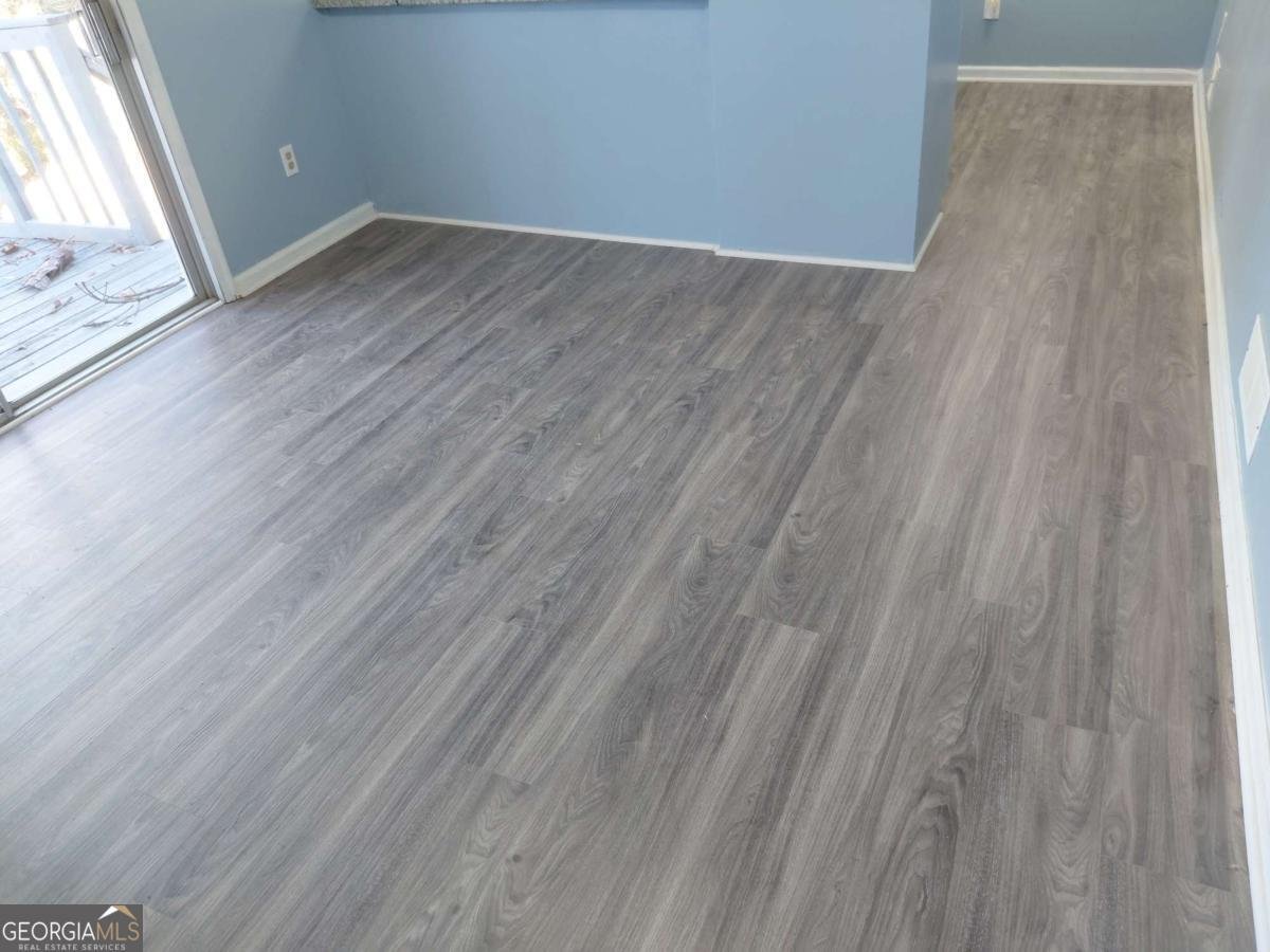 545 Oak Valley Drive Riverdale - Photo 7