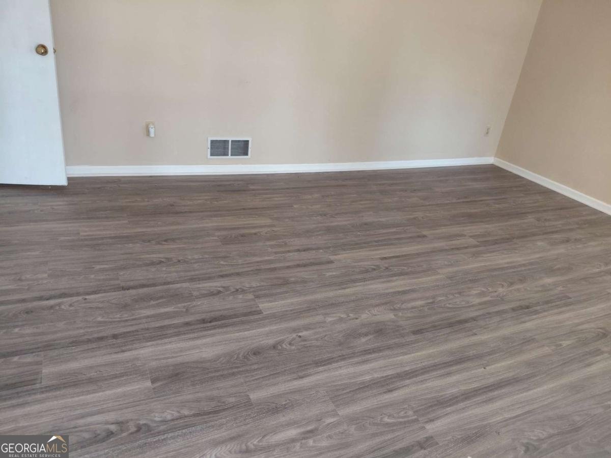 545 Oak Valley Drive Riverdale - Photo 9