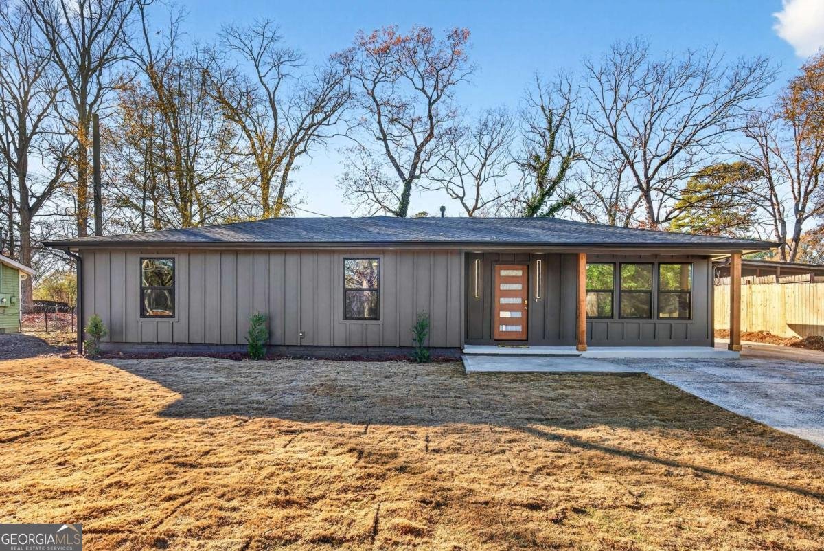 2720 Ivanhoe Lane Smyrna - main photo