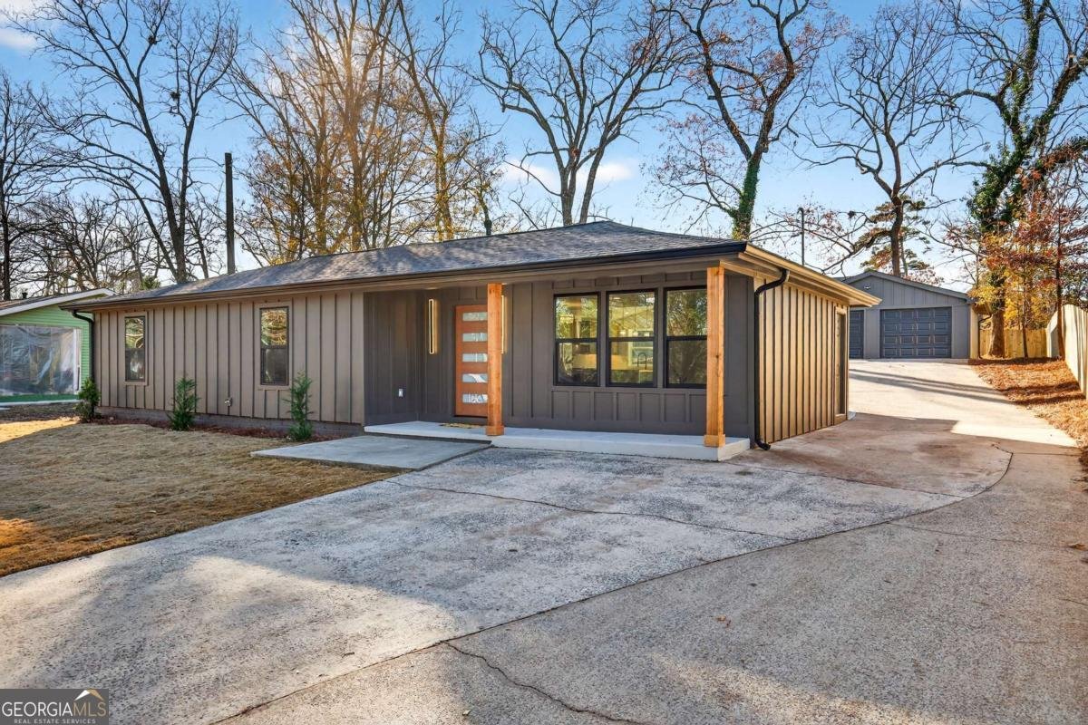 2720 Ivanhoe Lane Smyrna - 2