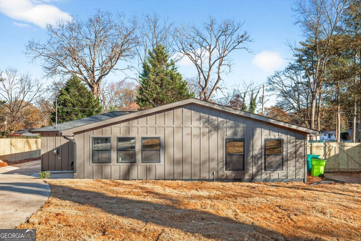 2720 Ivanhoe Lane Smyrna - 35